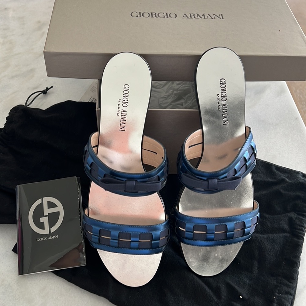 Giorgio Armani flat sandals. Size 39- US 8.5